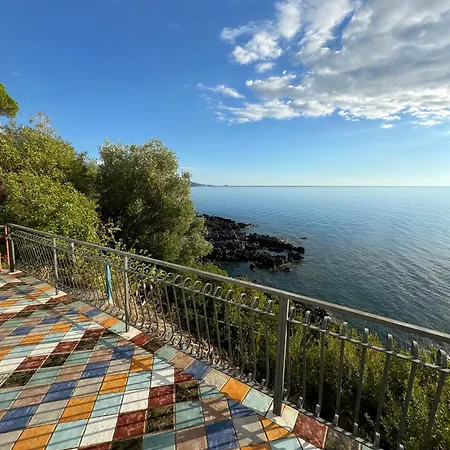 Il Mare Sotto Casa