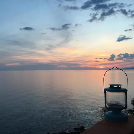 Lägenhet Il Mare Sotto Casa *