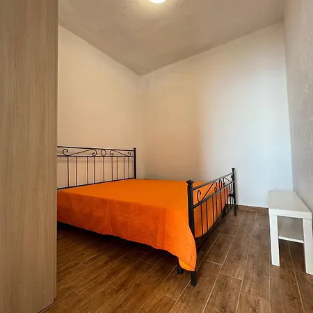 Lägenhet Il Mare Sotto Casa Scalea
